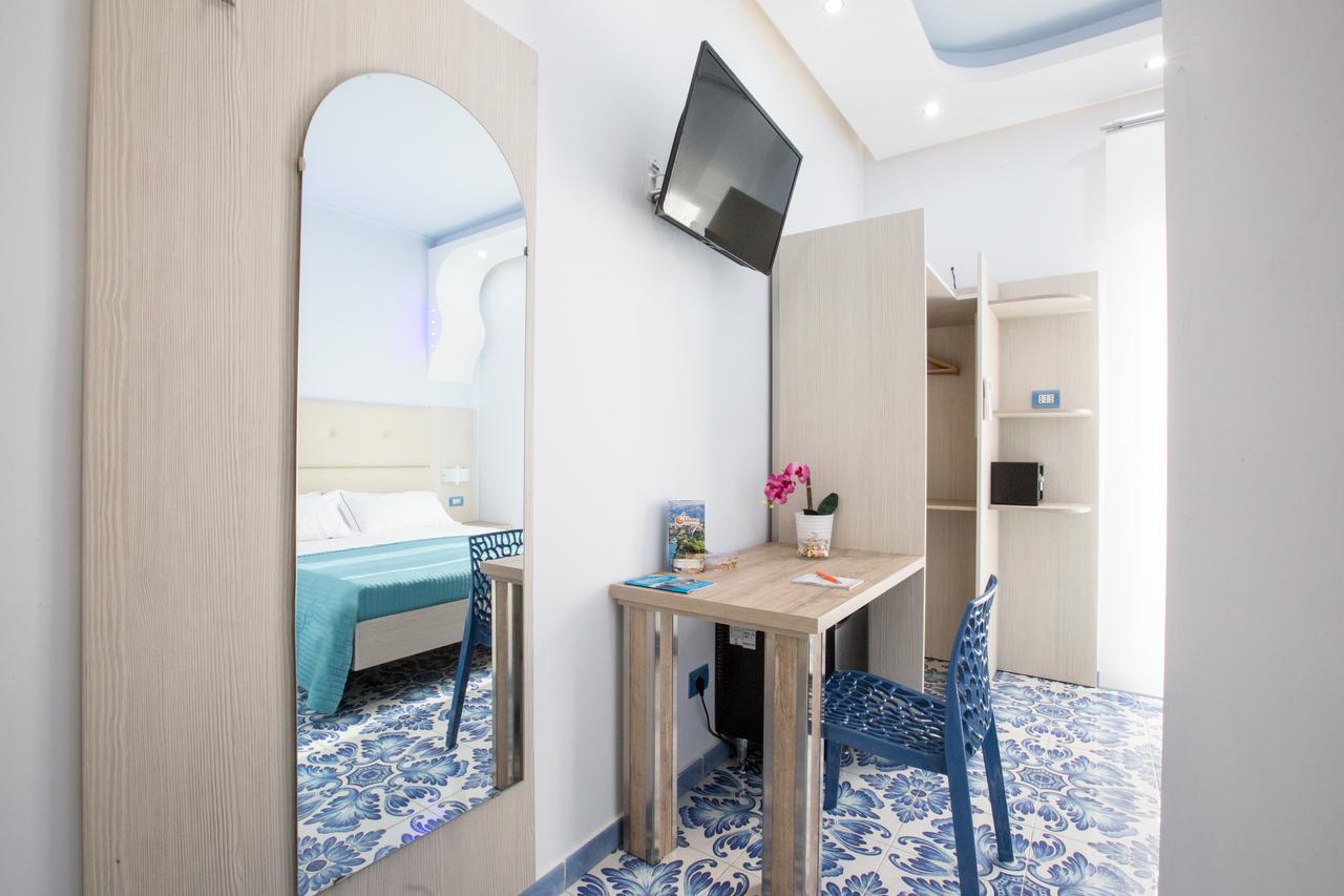 Palazzo Aranci Sorrento Coast Hotel Bagian luar foto