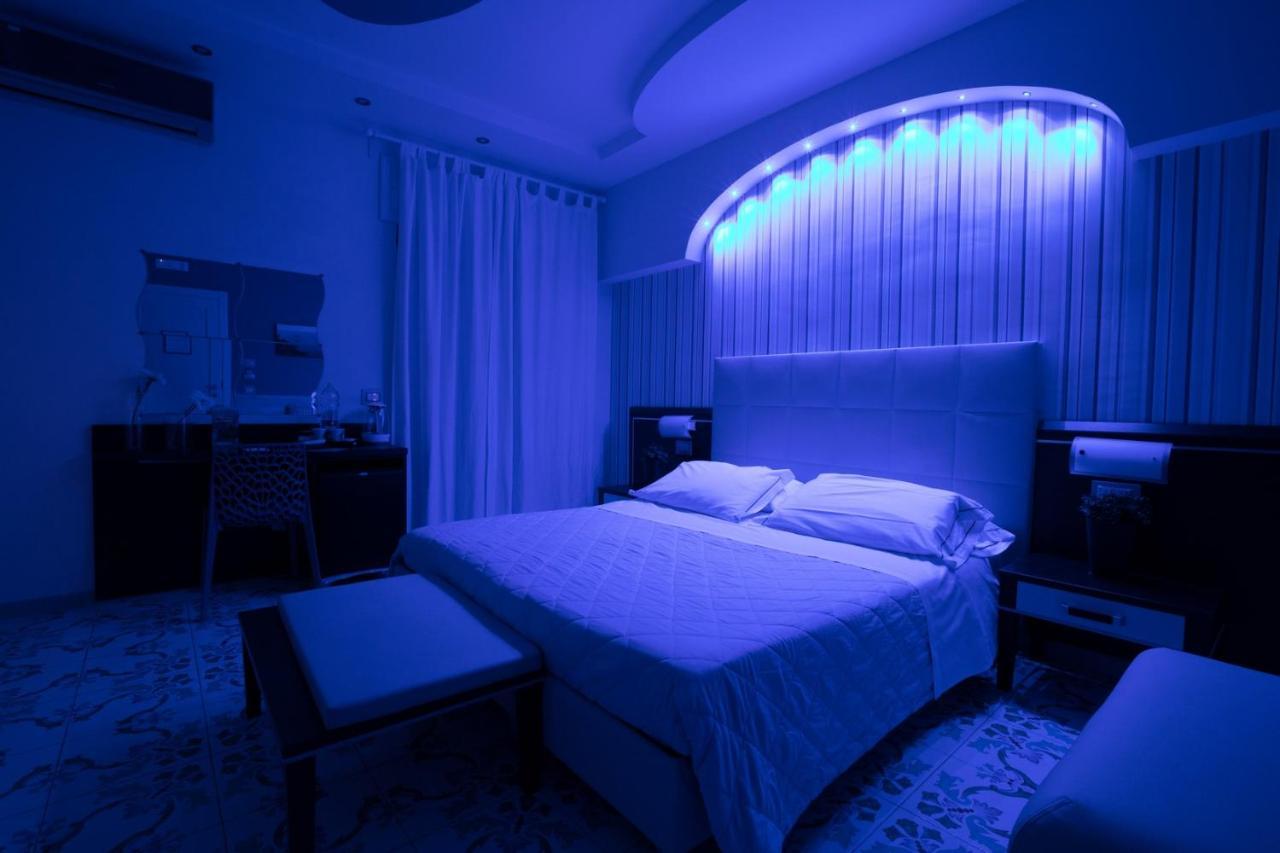 Palazzo Aranci Sorrento Coast Hotel Bagian luar foto